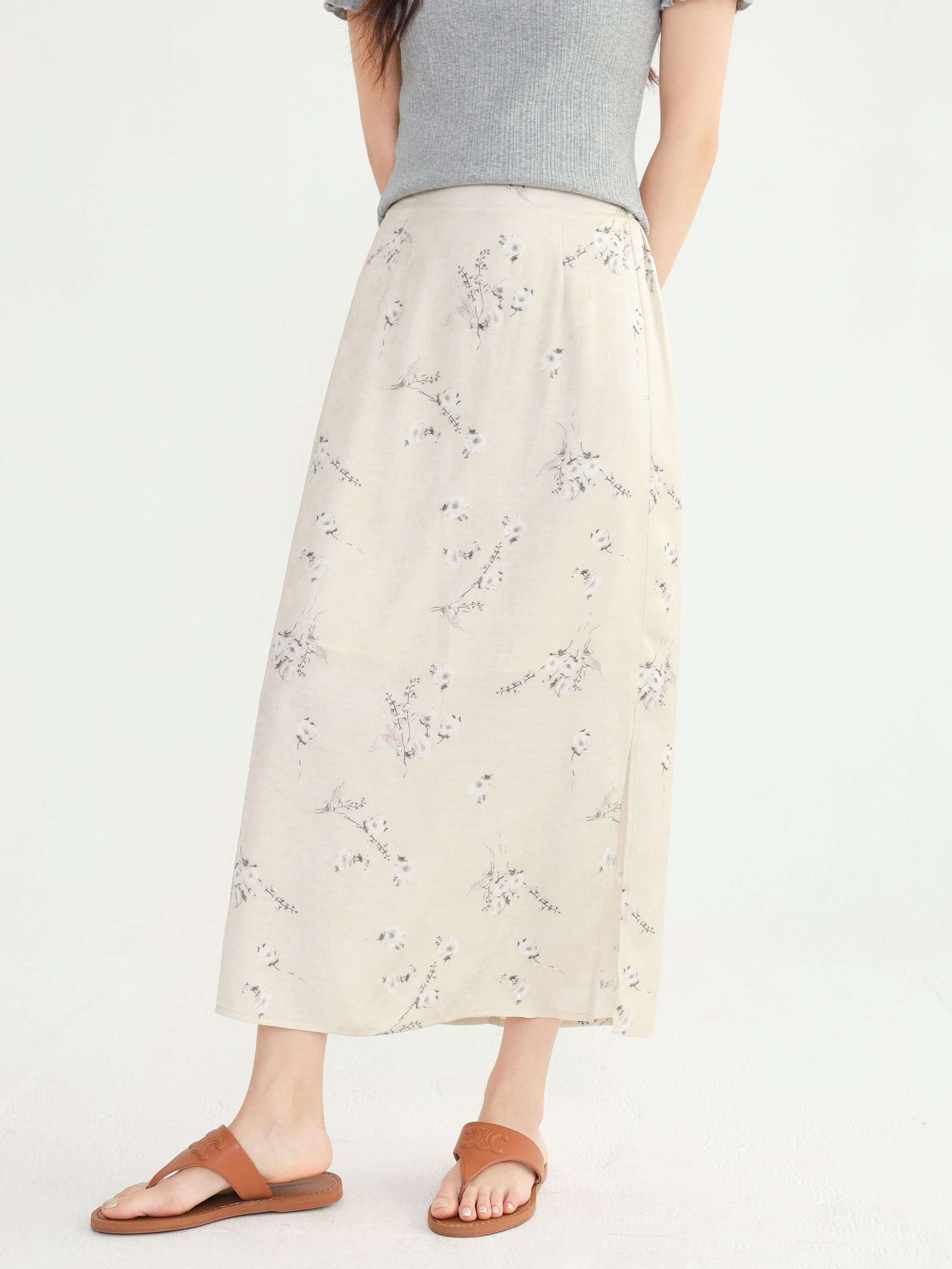 小花柄サイドスリットスカート春のお出かけ着