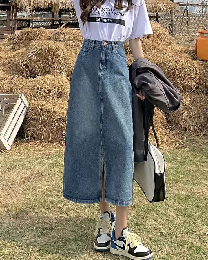 脚長効果抜群 デニムミディ丈スリットスカート