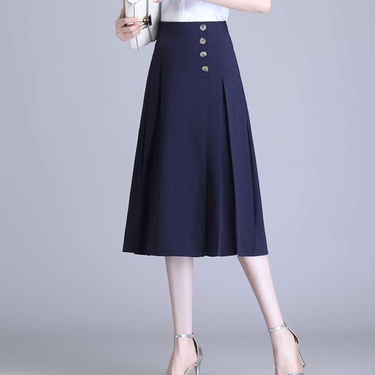 上品なボタン装飾サイドスリットスカート