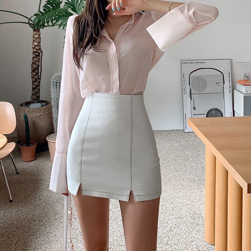 スリットスカート レザー調前スリット入りミニタイトスカート