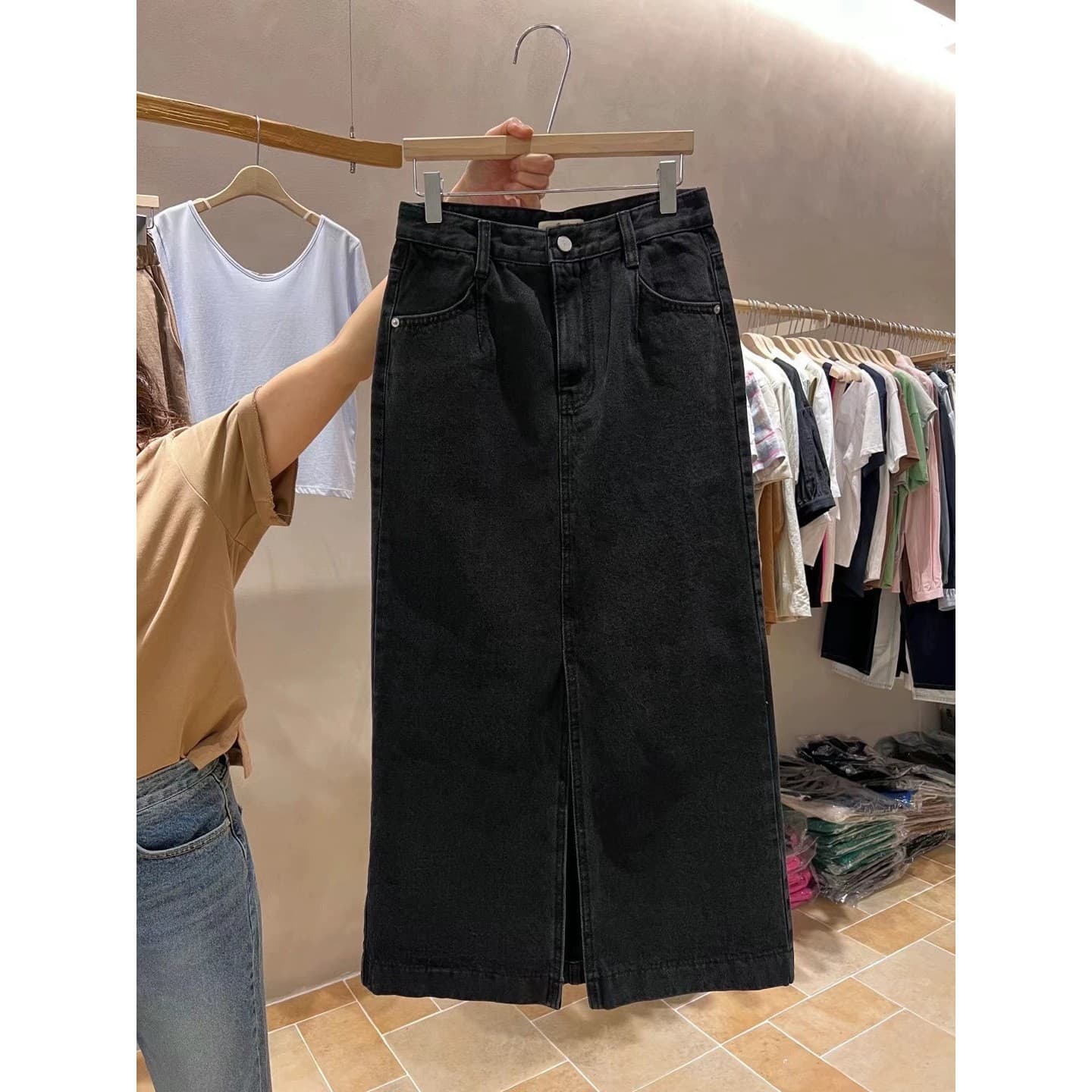 スリットスカート スリットが魅せる美シルエットナロースカート