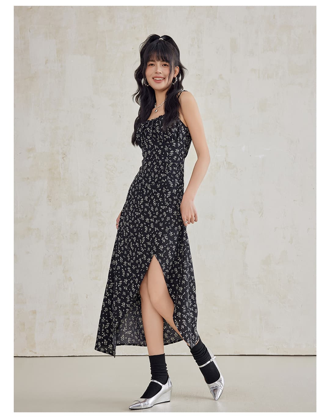 スリットスカート 小花柄スリットマキシワンピース